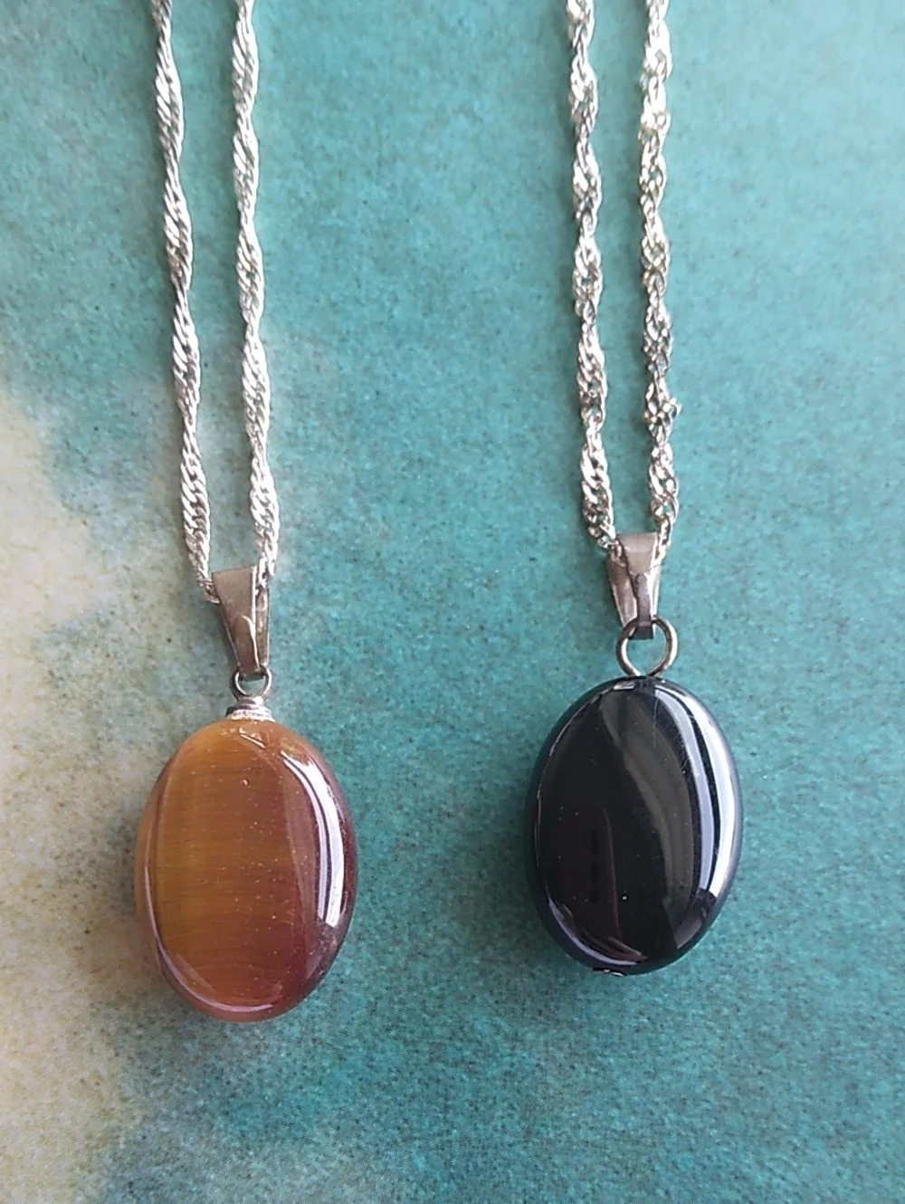 Vintage Black Onyx Or Brown Tiger Eye Oval Pendant On Sterling Silver Chain